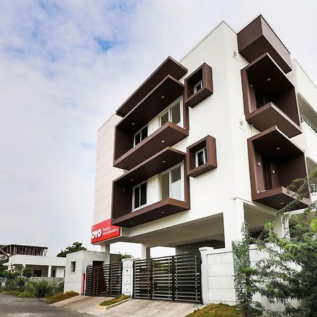 โอโย แฟล็กชิป 24214 อันไน พิลันกันนีนคร Hotel Pilamedu ภายนอก รูปภาพ