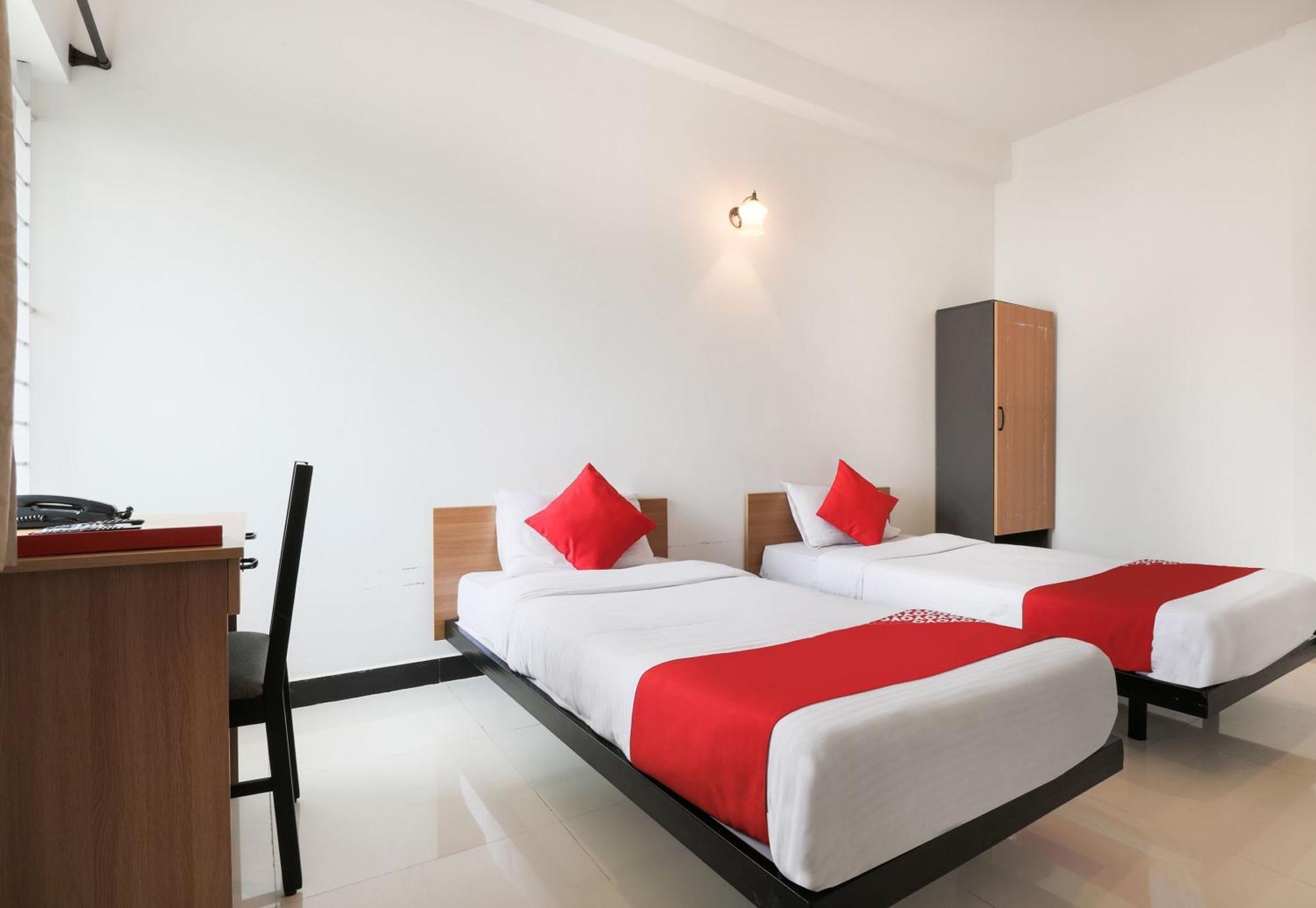 โอโย แฟล็กชิป 24214 อันไน พิลันกันนีนคร Hotel Pilamedu ภายนอก รูปภาพ