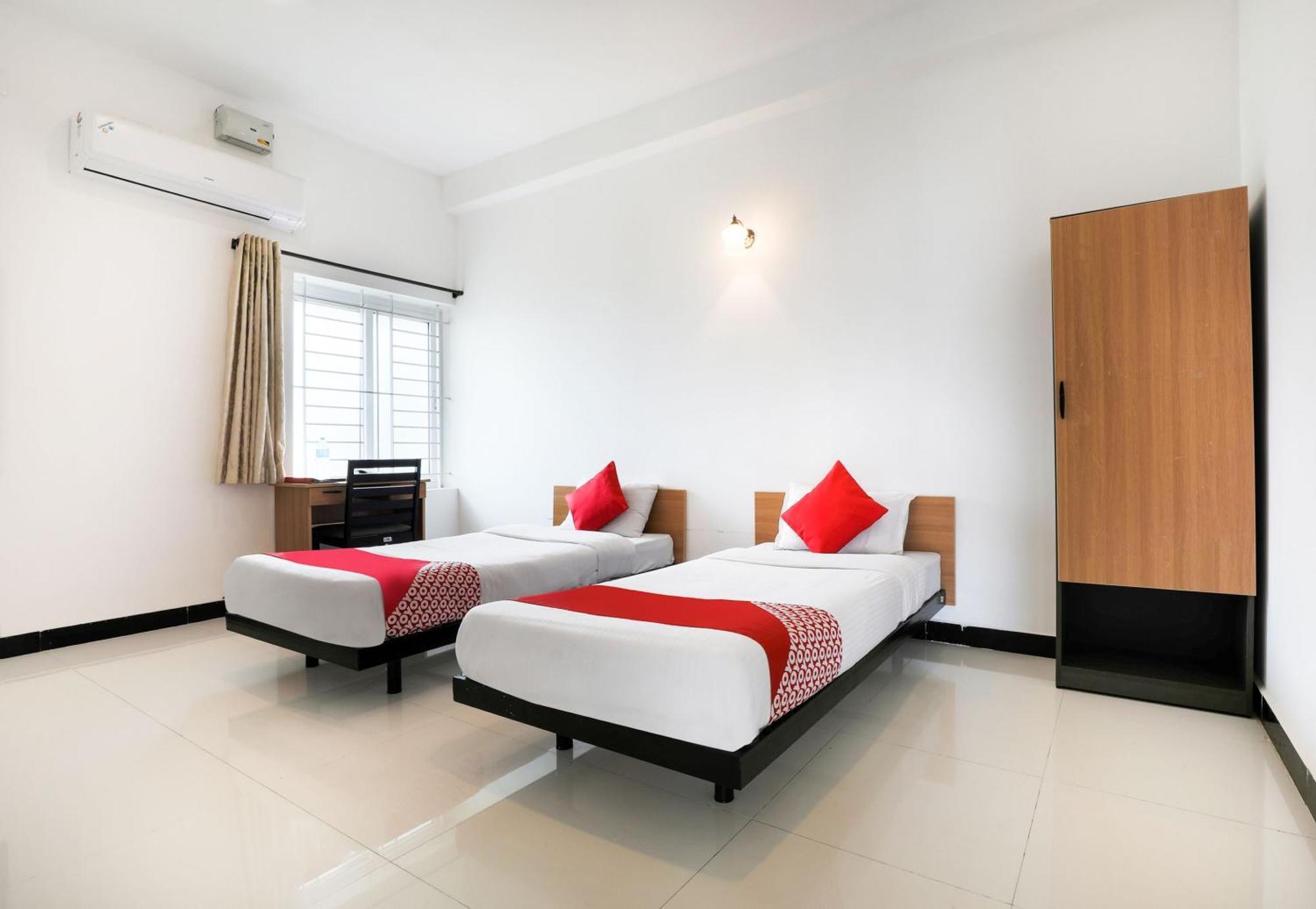 โอโย แฟล็กชิป 24214 อันไน พิลันกันนีนคร Hotel Pilamedu ภายนอก รูปภาพ